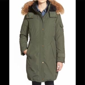 Pendleton North Shore Down Parka size Large Army Green with Genuine Coyote Fur